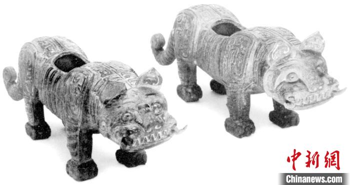 西周虎尊(美国弗利尔美术馆藏) 中国画报出版社供图