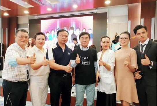 “365爱心手牵手”关爱孤残儿童公益活动在深圳成功举行